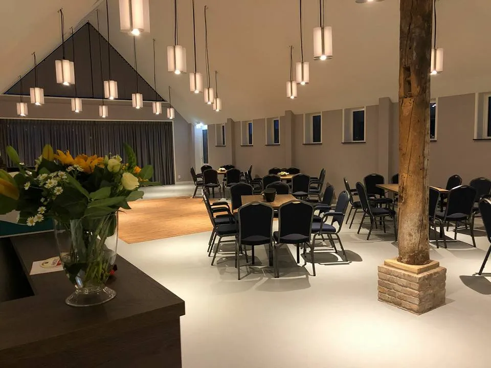 De Aaldert Boonemmerzaal in Oldeholtpade – feestlocatie voor 150 personen in Friesland